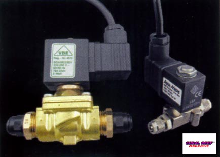 Le grandi valvole magnetiche chiudono meglio di quelle piccole e possono persino essere installate nei tubi dell’acqua.
